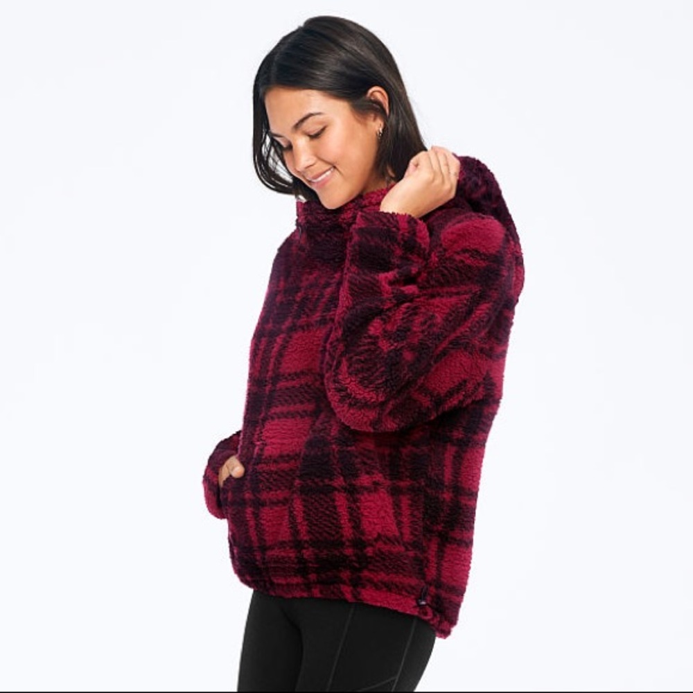 VS Pink Funnel Neck Sherpa Hoodie!